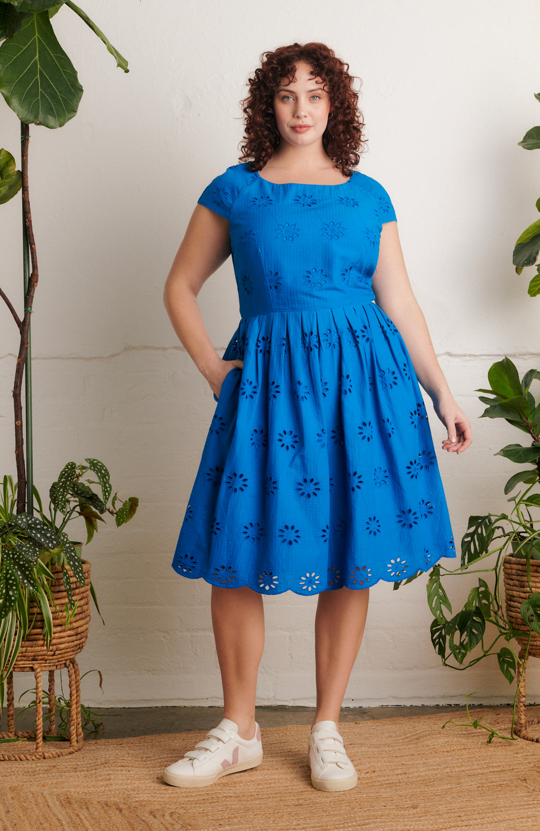 Claudia Floral Broderie Brilliant Blue Dress – Emily and Fin