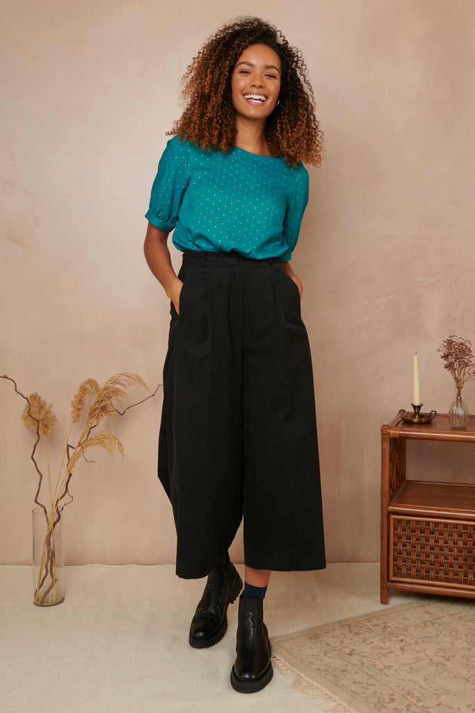 I Saw It First | Textured Wide Leg Culotte Trousers | Black |  SportsDirect.com