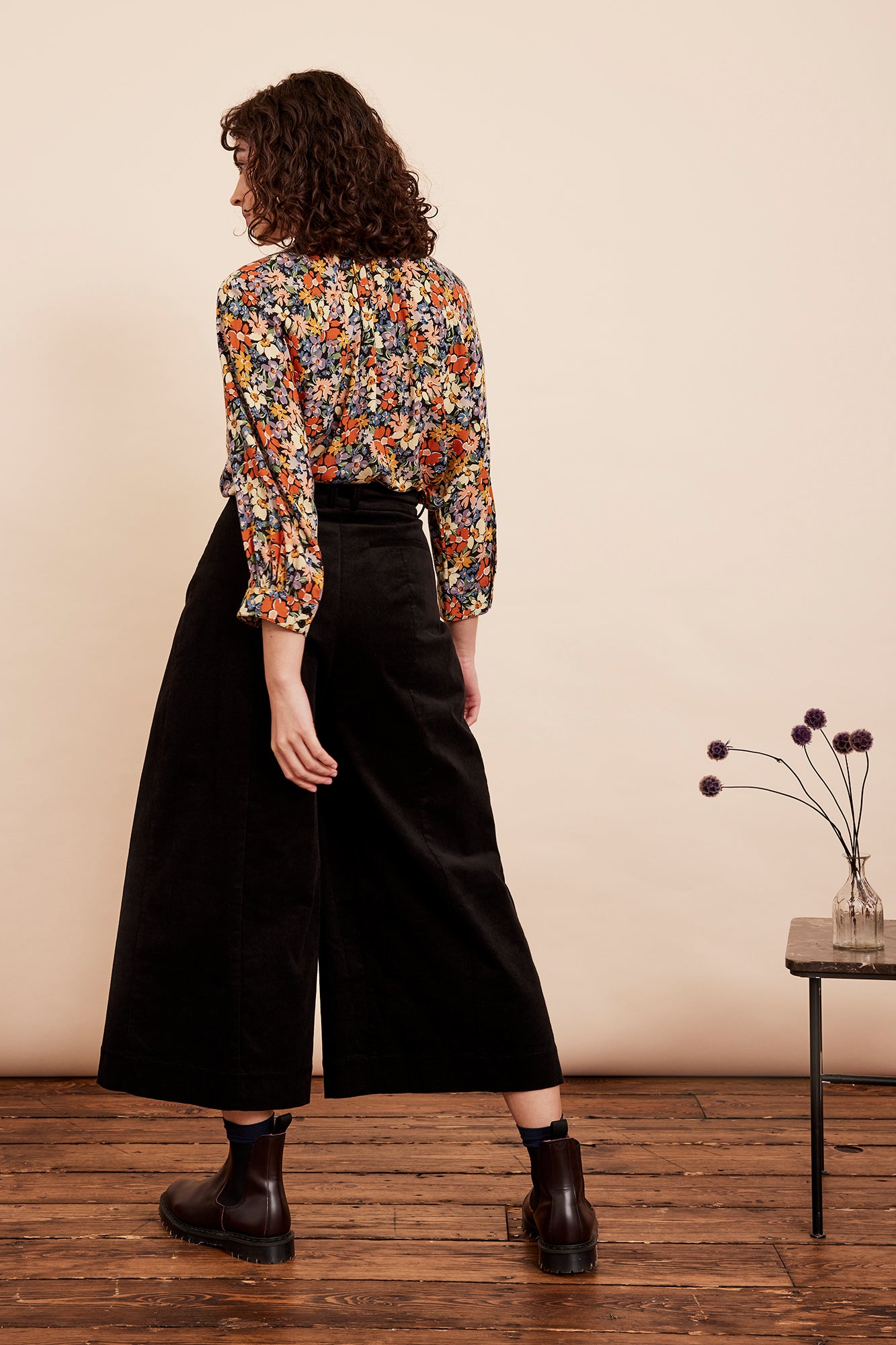 Image of Lori Needlecord Raven Black Culotte Autumn/Winter 2024 - Trouser