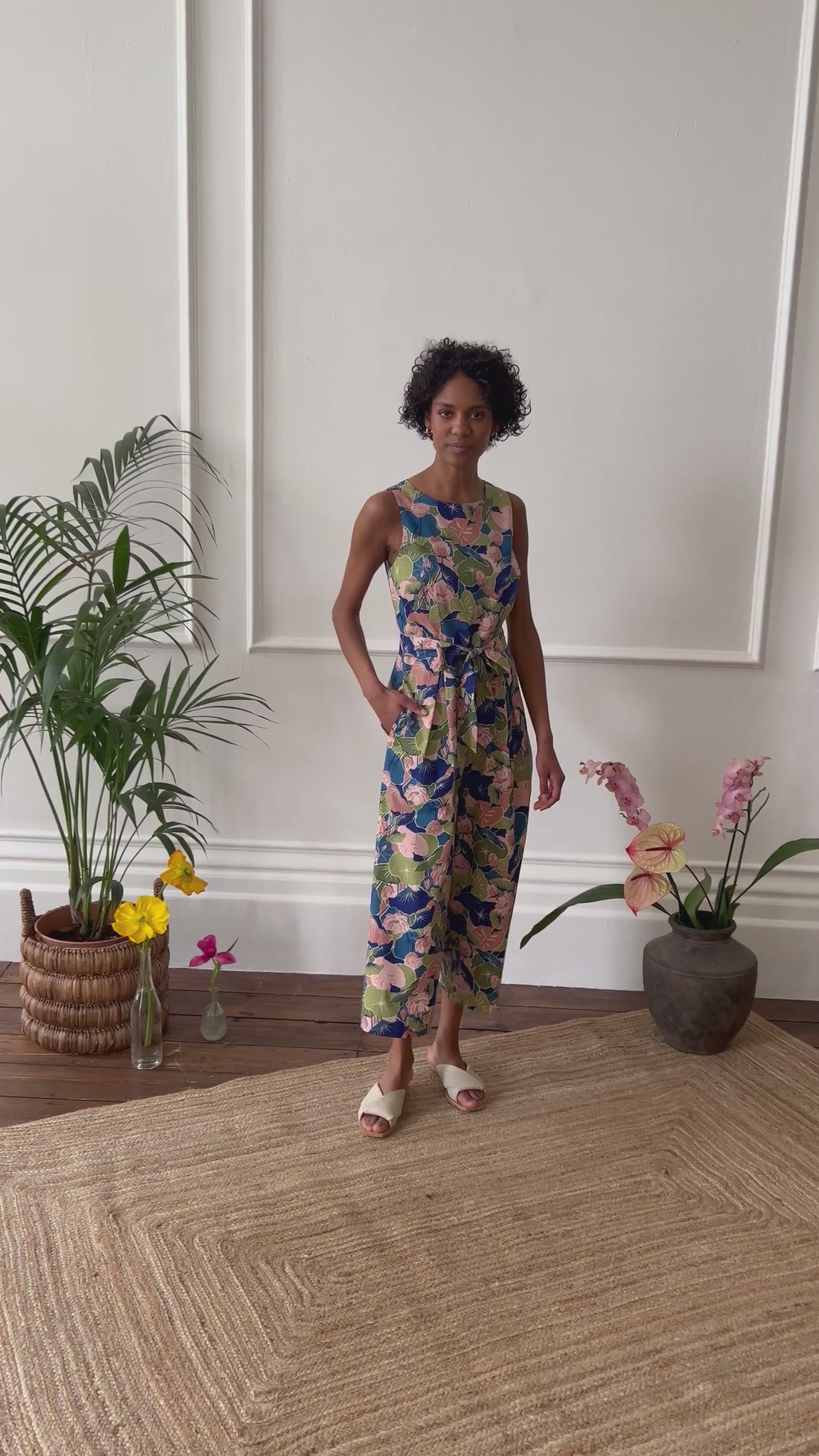 Lula-Jumpsuit_Lotus-Flower_Emily-And-Fin