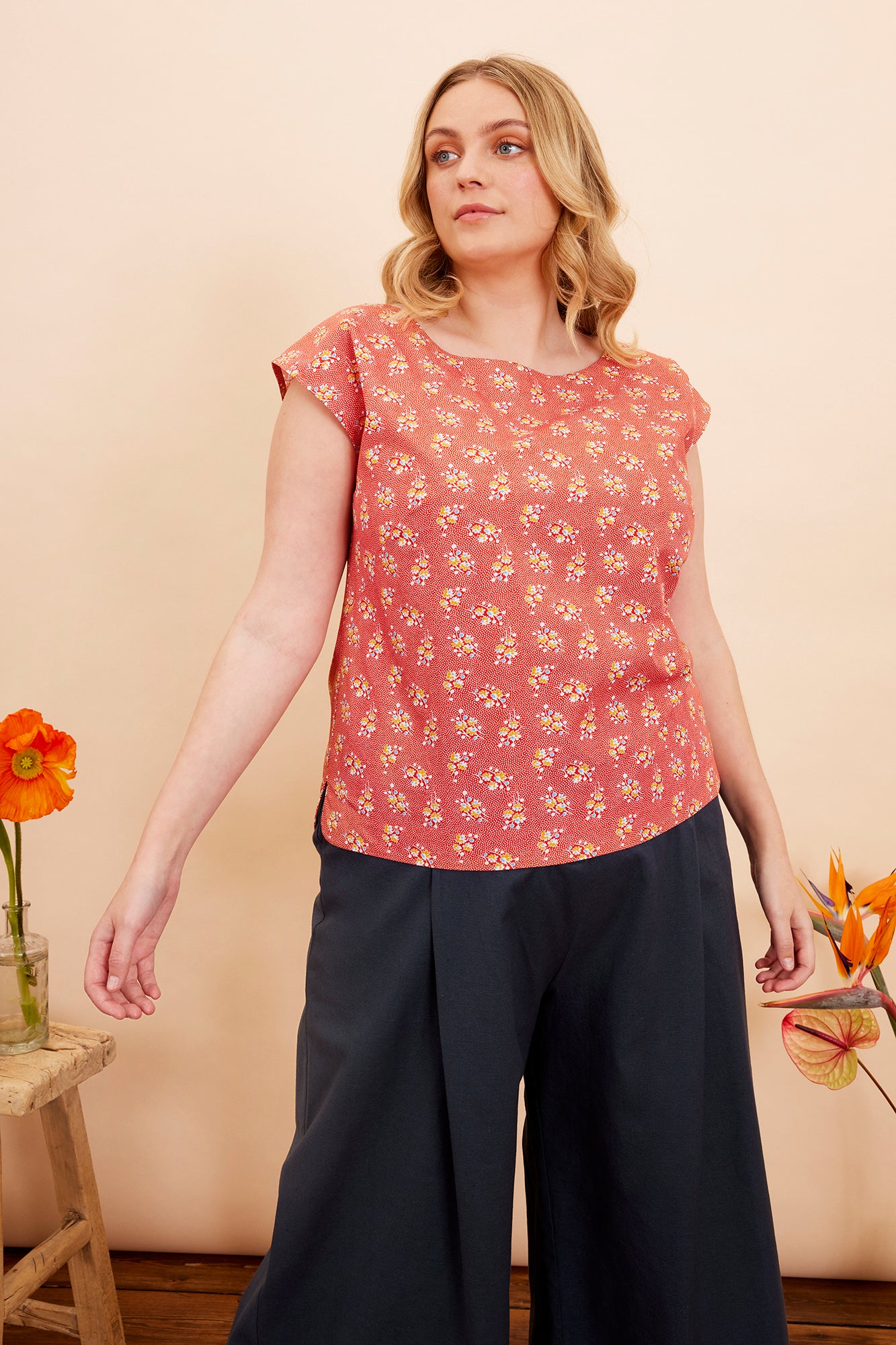 Image of Edna Paprika Ditsy Floral Top Carryover - Top